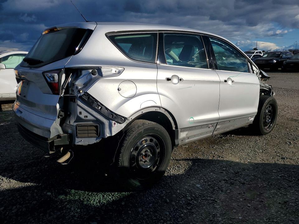 Photo 3 from auction – 2018 FORD ESCAPE with VIN 1FMCU0F72JUD60334