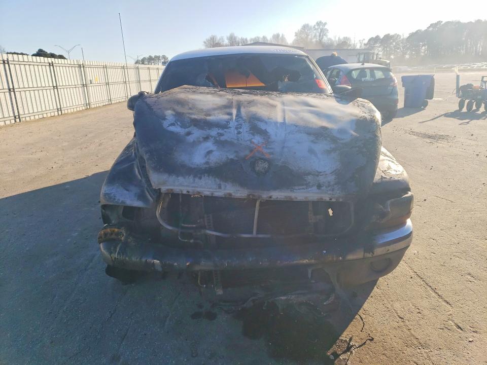 Photo 5 from auction – 2000 DODGE DAKOTA with VIN 1B7GL22X1YS611215