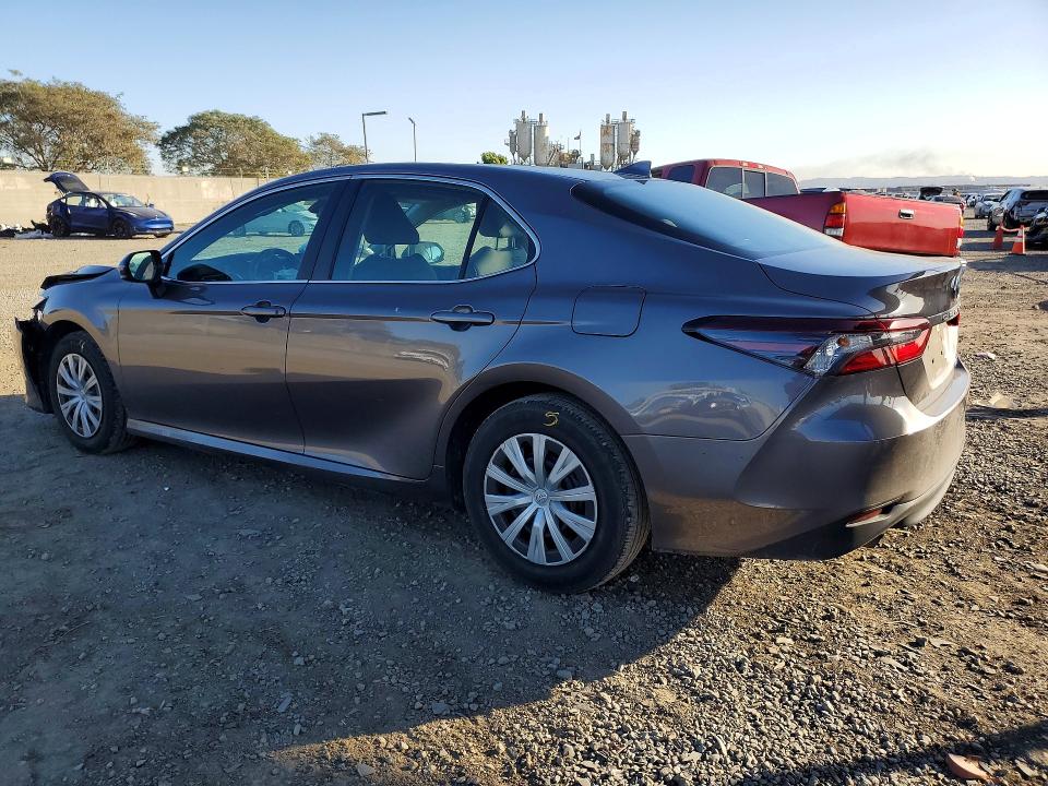 صورة رقم 2 من المزاد - 2022 TOYOTA CAMRY LE مع VIN 4T1C31AK5NU592016