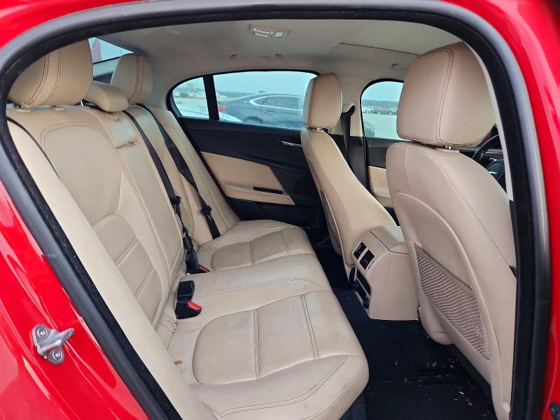 Photo 10 from auction – 2018 JAGUAR XE with VIN SAJAE4FX6JCP34869