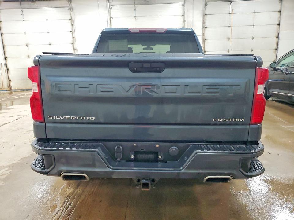 Photo 6 from auction – 2019 CHEVROLET SILVERADO with VIN 1GCUYBEF4KZ257342