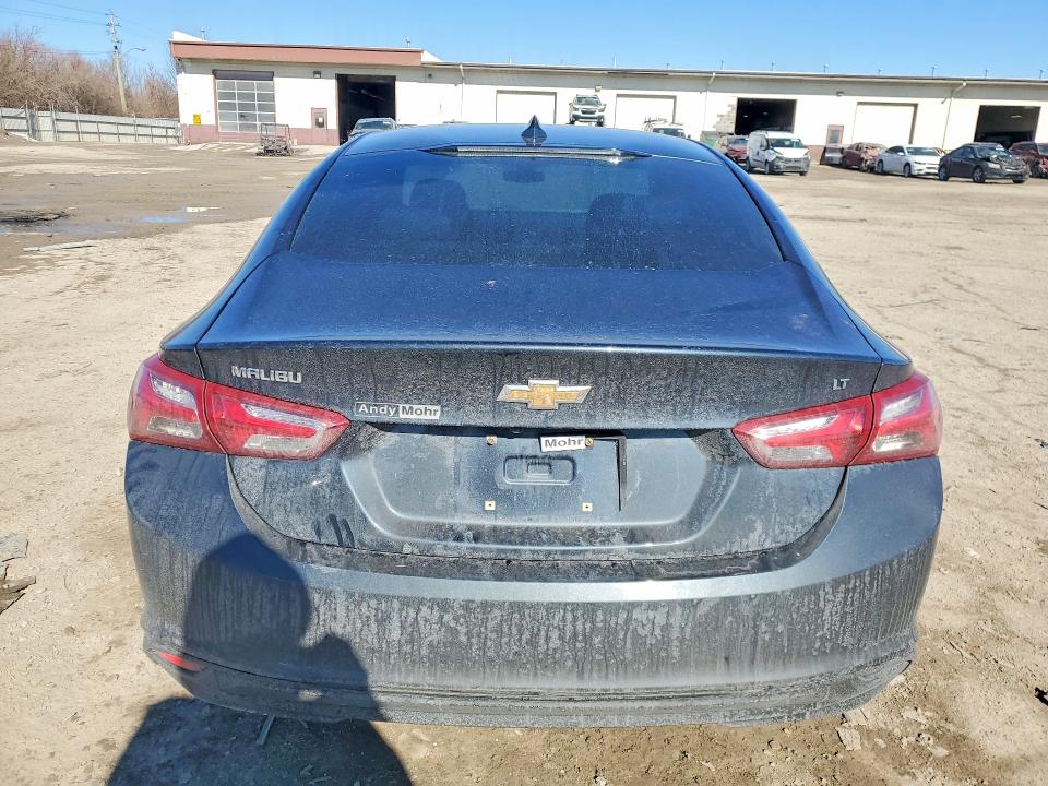 Photo 6 from auction – 2019 CHEVROLET MALIBU with VIN 1G1ZD5ST7KF227419