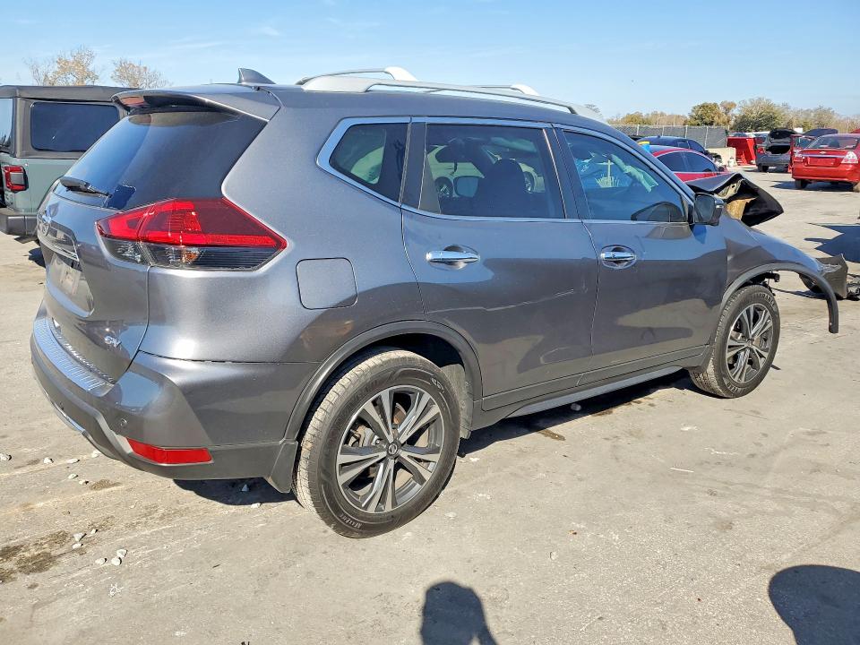 Photo 3 from auction – 2019 NISSAN ROGUE with VIN 5N1AT2MTXKC761076