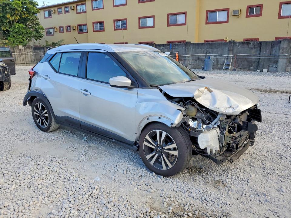 Photo 4 from auction – 2020 NISSAN KICKS with VIN 3N1CP5CV5LL497845