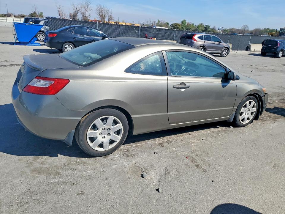 Photo 3 from auction – 2007 HONDA CIVIC with VIN 2HGFG126X7H580958