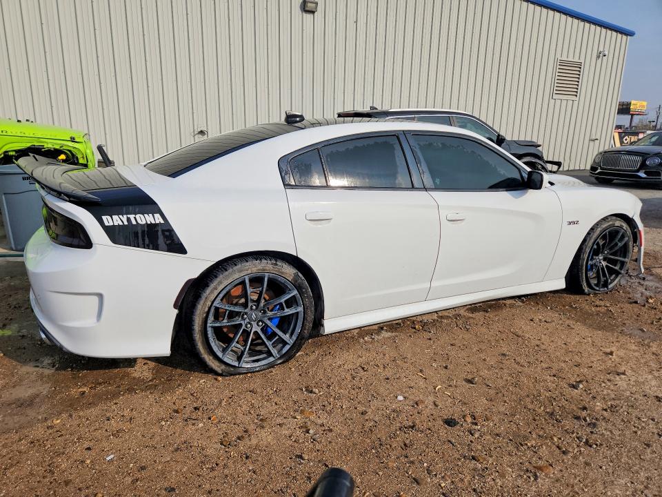 Photo 3 from auction – 2017 DODGE CHARGER with VIN 2C3CDXGJ6HH532745