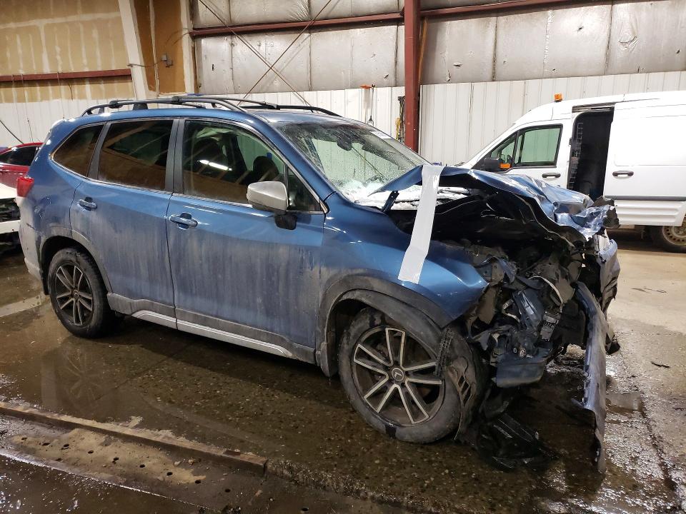 Photo 4 from auction – 2021 SUBARU FORESTER T with VIN JF2SKAXC3MH555560
