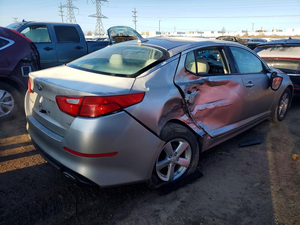 Photo 3 from auction – 2015 KIA OPTIMA with VIN KNAGM4A70F5558753