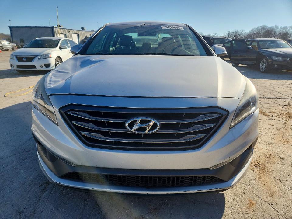 Photo 5 from auction – 2015 HYUNDAI SONATA with VIN 5NPE34AF4FH062519