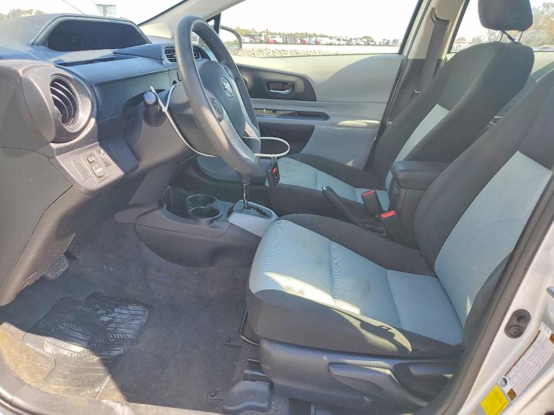 Photo 7 from auction – 2013 TOYOTA PRIUS C with VIN JTDKDTB38D1551279