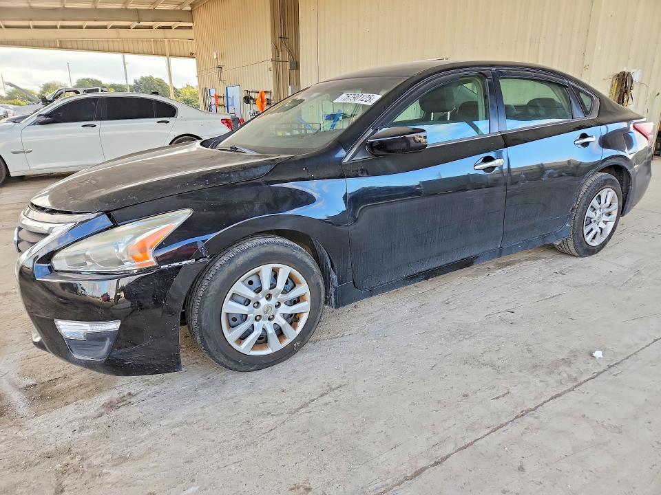 NISSAN ALTIMA 2.5 2013 with VIN 1N4AL3AP7DC121580 - Photo from auction