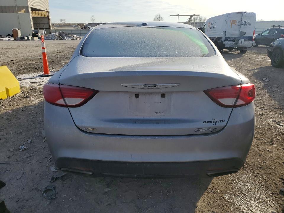 Photo 6 from auction – 2015 CHRYSLER 200 with VIN 1C3CCCBB5FN669711