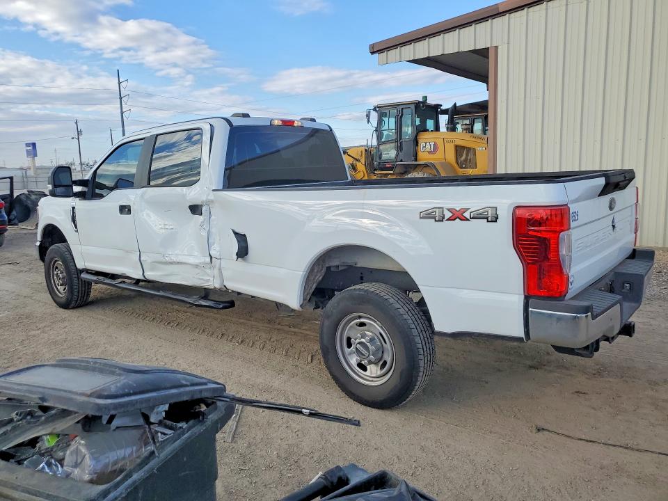 Photo 2 from auction – 2022 FORD F250 SUPER with VIN 1FT7W2B6XNEF33378