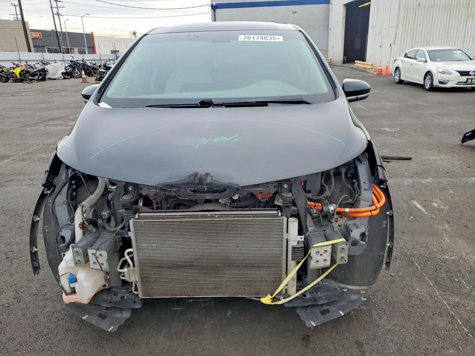 Photo 5 from auction – 2021 CHEVROLET BOLT EV with VIN 1G1FY6S01M4114230