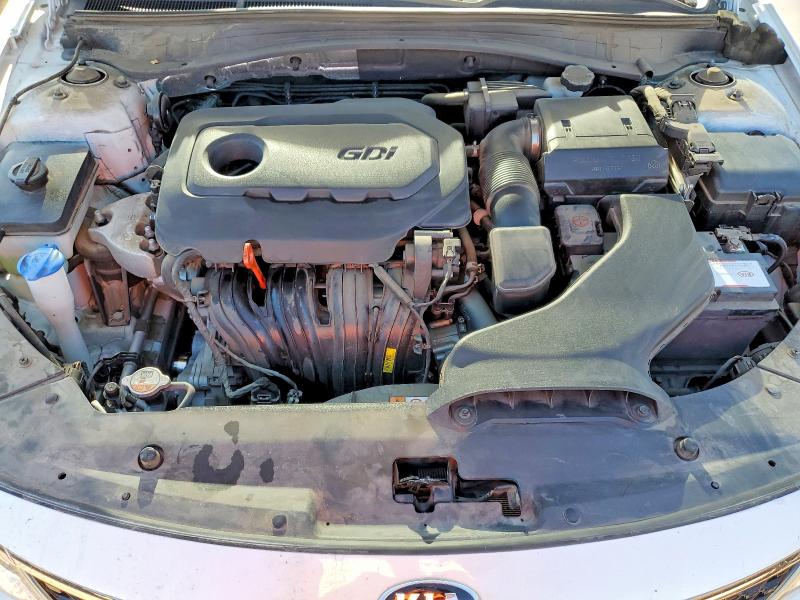 Photo 11 from auction – 2017 KIA OPTIMA with VIN 5XXGT4L3XHG136004