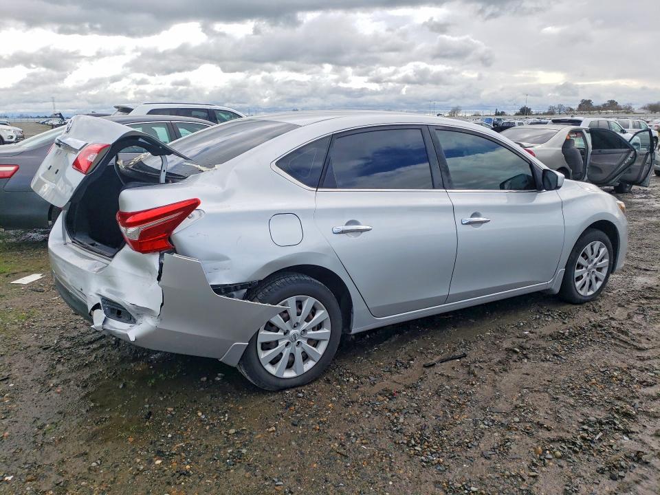 Photo 3 from auction – 2019 NISS SENTRA with VIN 3N1AB7AP6KY231693