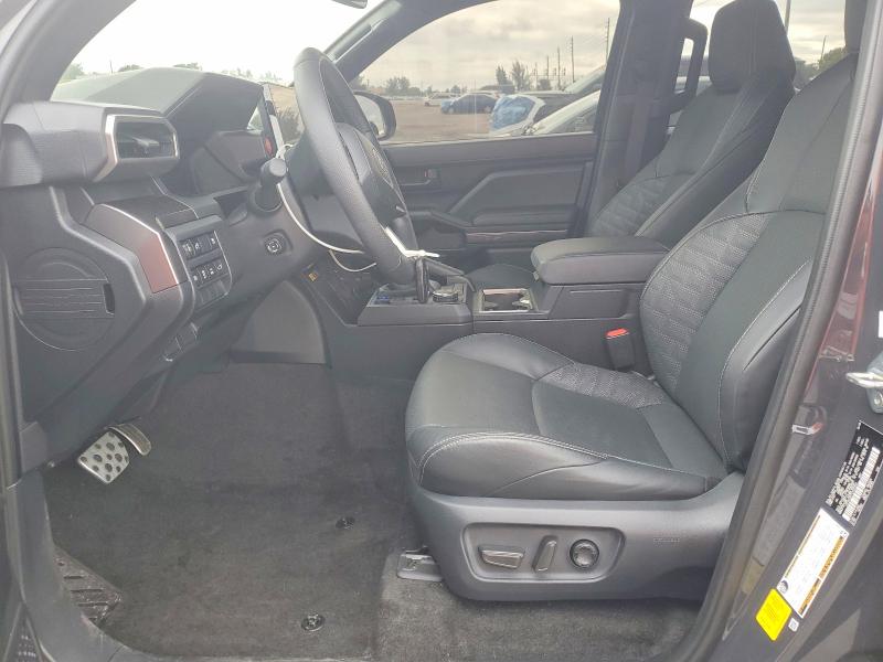 Photo 7 from auction – 2025 TOYOTA 4RUNNER with VIN JTEVA5AR7S5005422