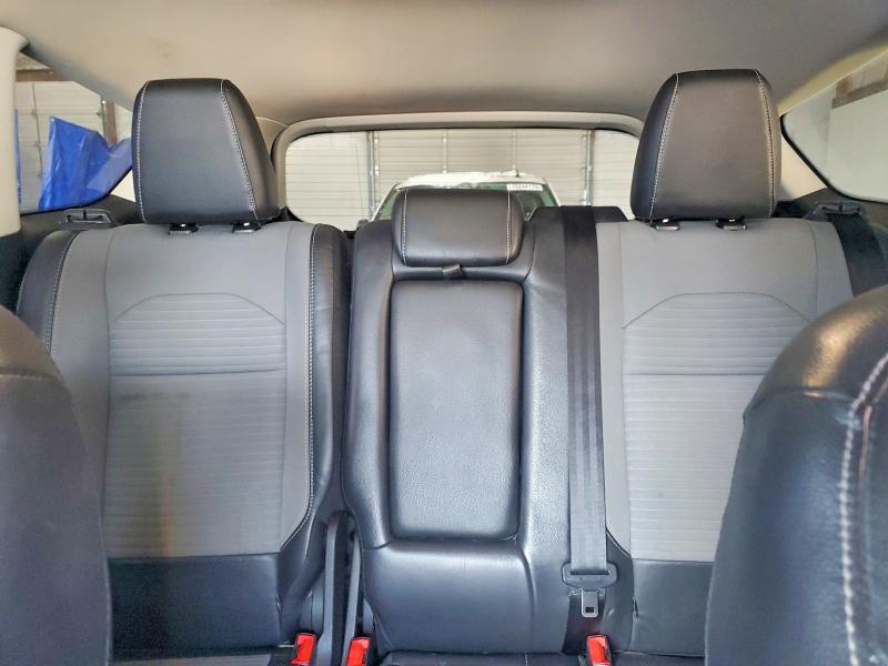 Photo 10 from auction – 2019 FORD ESCAPE SE with VIN 1FMCU0GD8KUB10134