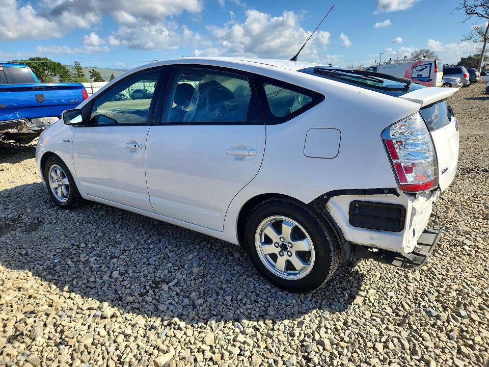 Photo 2 from auction – 2006 TOYOTA PRIUS with VIN JTDKB20U863153136
