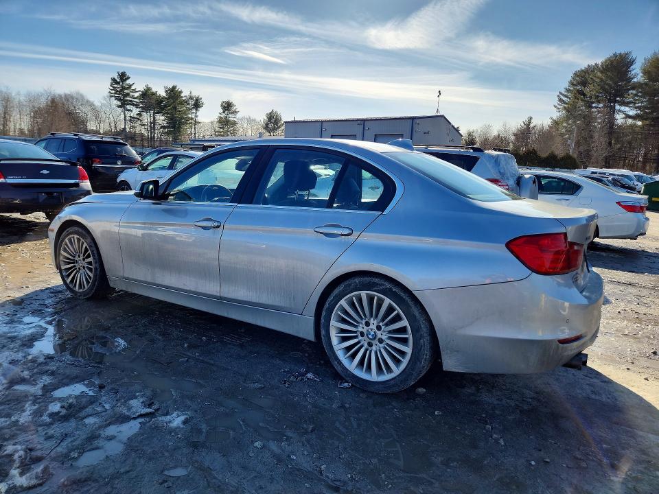 Photo 2 from auction – 2013 BMW 328 with VIN WBA3B5C53DF590710