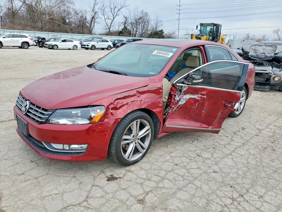VOLKSWAGEN PASSAT 2015 with VIN 1VWCV7A33FC059256 - Photo from auction