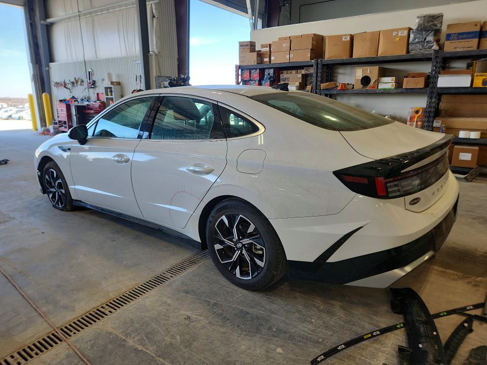 Photo 2 from auction – 2025 HYUNDAI SONATA with VIN KMHL64JA6SA478197