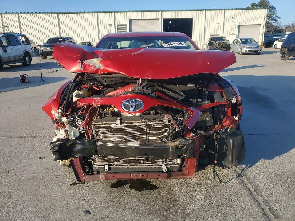 Photo 5 from auction – 2011 TOYOTA CAMRY with VIN 4T1BF3EK8BU718065