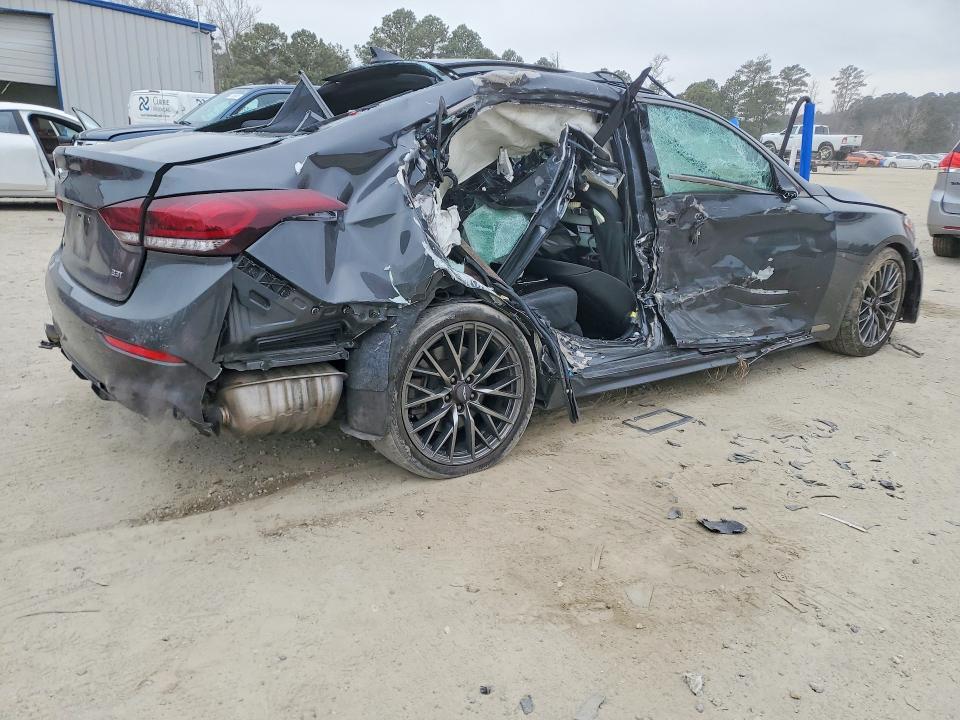 Photo 3 from auction – 2018 GENESIS G80 with VIN KMHGN4JB3JU231505