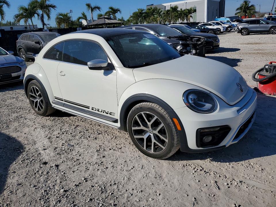 Photo 4 from auction – 2017 VOLKSWAGEN BEETLE DUN with VIN 3VWS17AT6HM625970