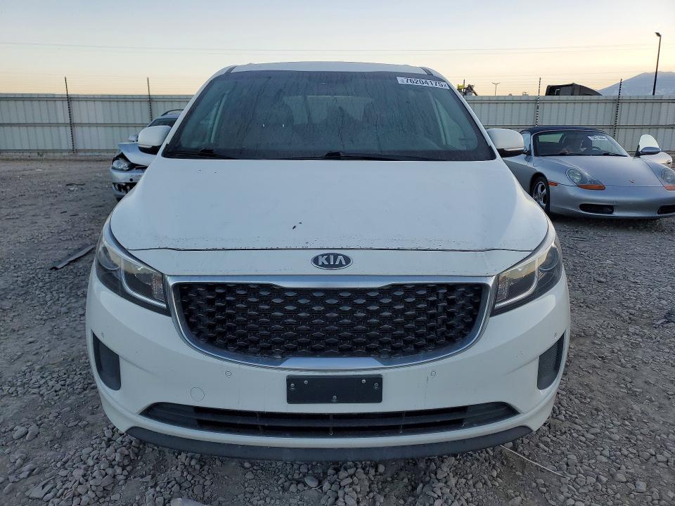 Photo 5 from auction – 2017 KIA SEDONA LX with VIN KNDMB5C14H6230503