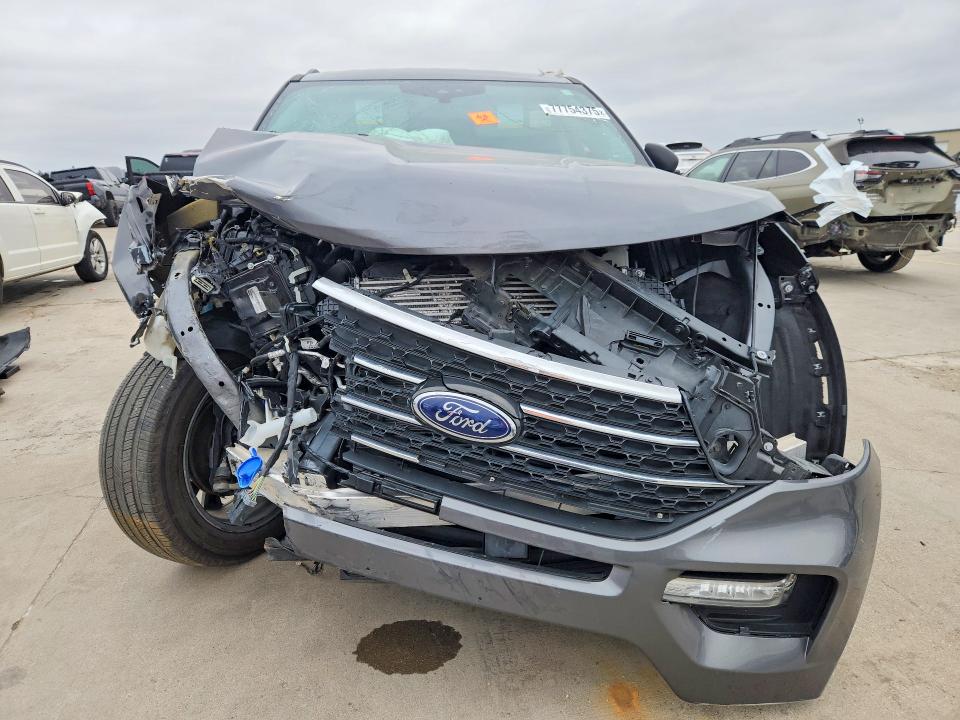 Photo 5 from auction – 2022 FORD EXPLORER with VIN 1FMSK8DH7NGC05875