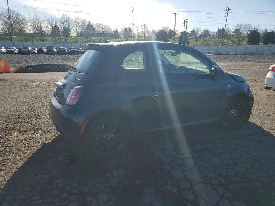 Photo 3 from auction – 2018 FIAT 500 with VIN 3C3CFFKH9JT377775