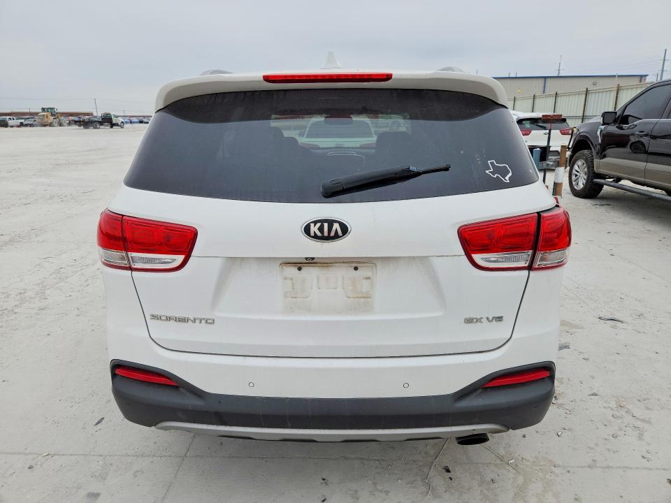 Photo 6 from auction – 2017 KIA SORENTO with VIN 5XYPH4A52HG319947
