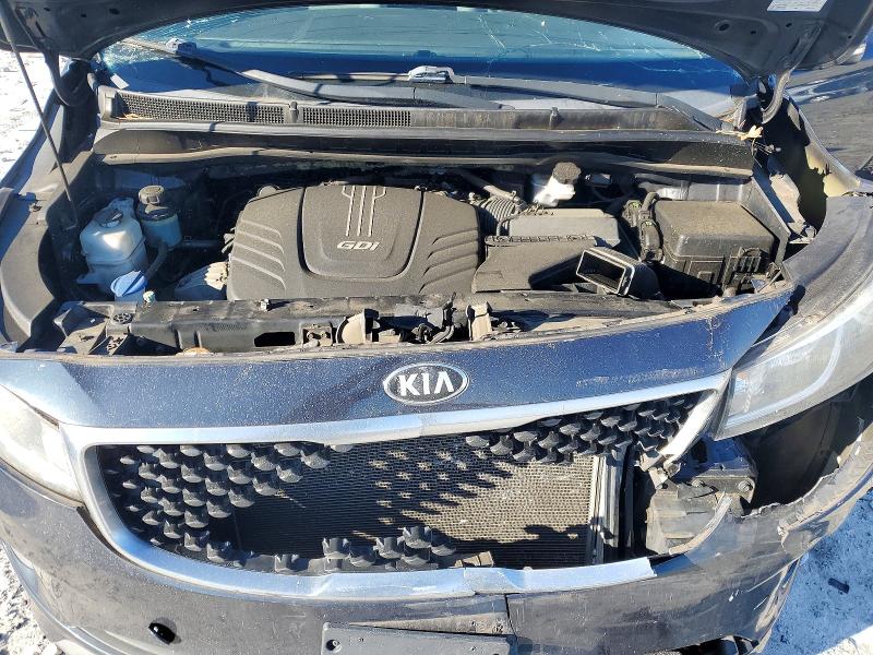 Photo 12 from auction – 2016 KIA SEDONA with VIN KNDMB5C11G6113931