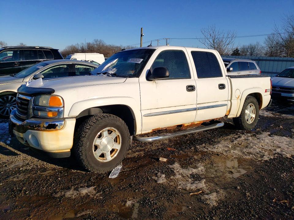 GMC NEW SIERRA 2005 with VIN 2GTEK13T151152246 - Photo from auction