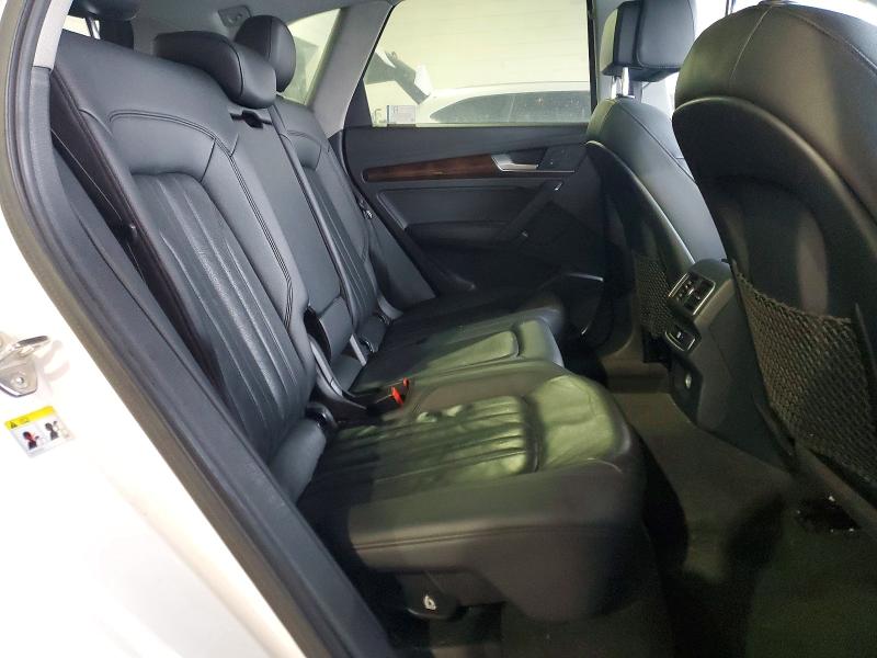Photo 11 from auction – 2018 AUDI Q5 PREMIUM with VIN WA1ANAFY4J2007980