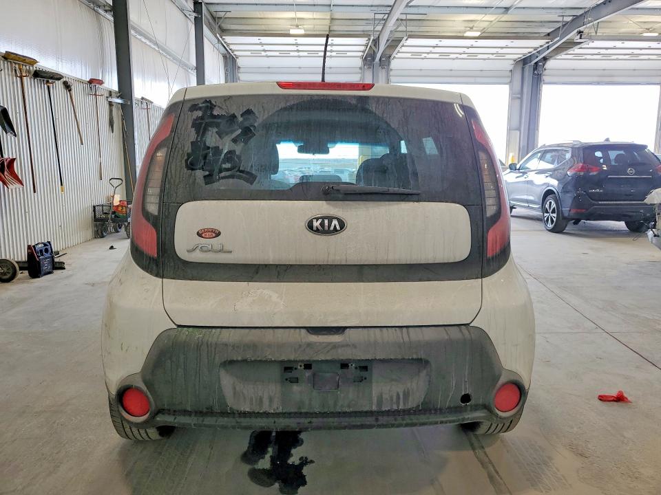 Photo 6 from auction – 2015 KIA SOUL with VIN KNDJN2A22F7228082