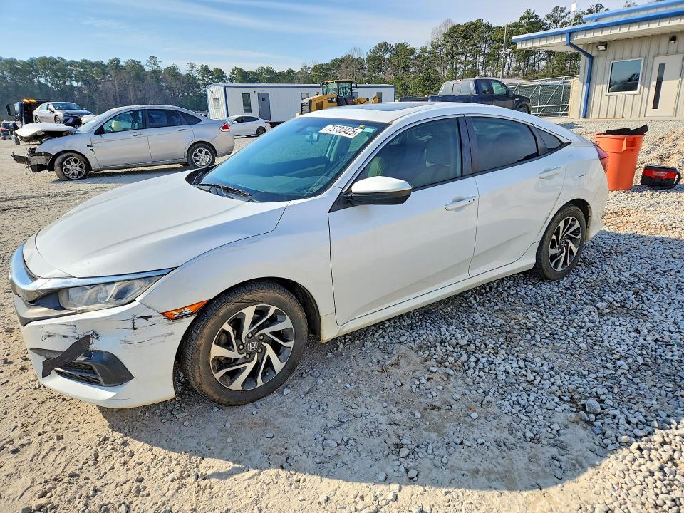 HONDA CIVIC 2016 with VIN 19XFC2F74GE075349 - Photo from auction