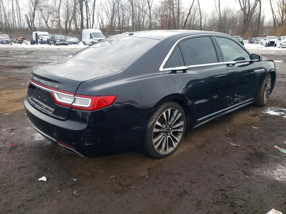 Photo 3 from auction – 2017 LINCOLN CONTINENTAL with VIN 1LN6L9NC6H5611752