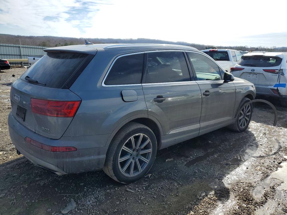 Photo 3 from auction – 2017 AUDI Q7 PREMIUM with VIN WA1LAAF75HD019453