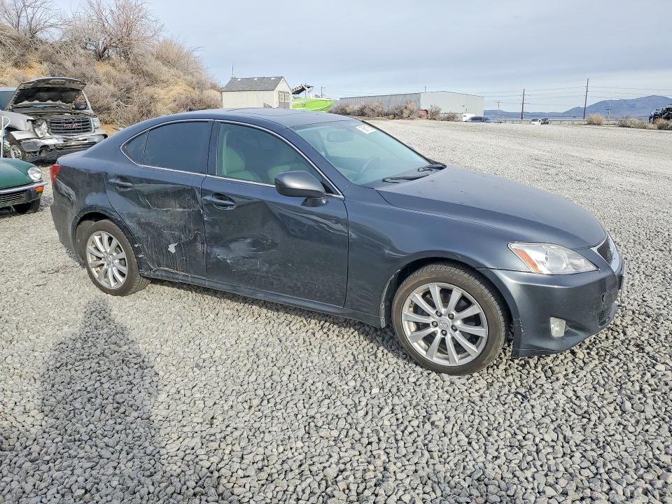 Photo 4 from auction – 2007 LEXUS IS 250 with VIN JTHCK262572012671