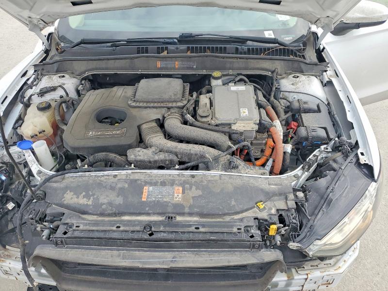 Photo 11 from auction – 2019 FORD FUSION with VIN 3FA6P0LU8KR188053