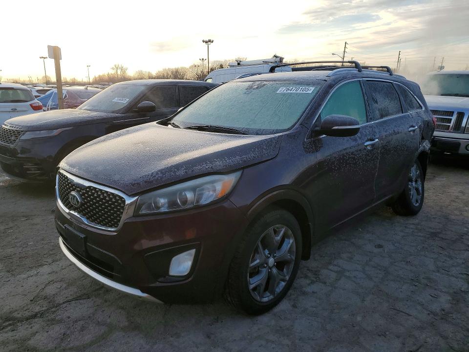 KIA SORENTO SX 2016 with VIN 5XYPK4A55GG082239 - Photo from auction