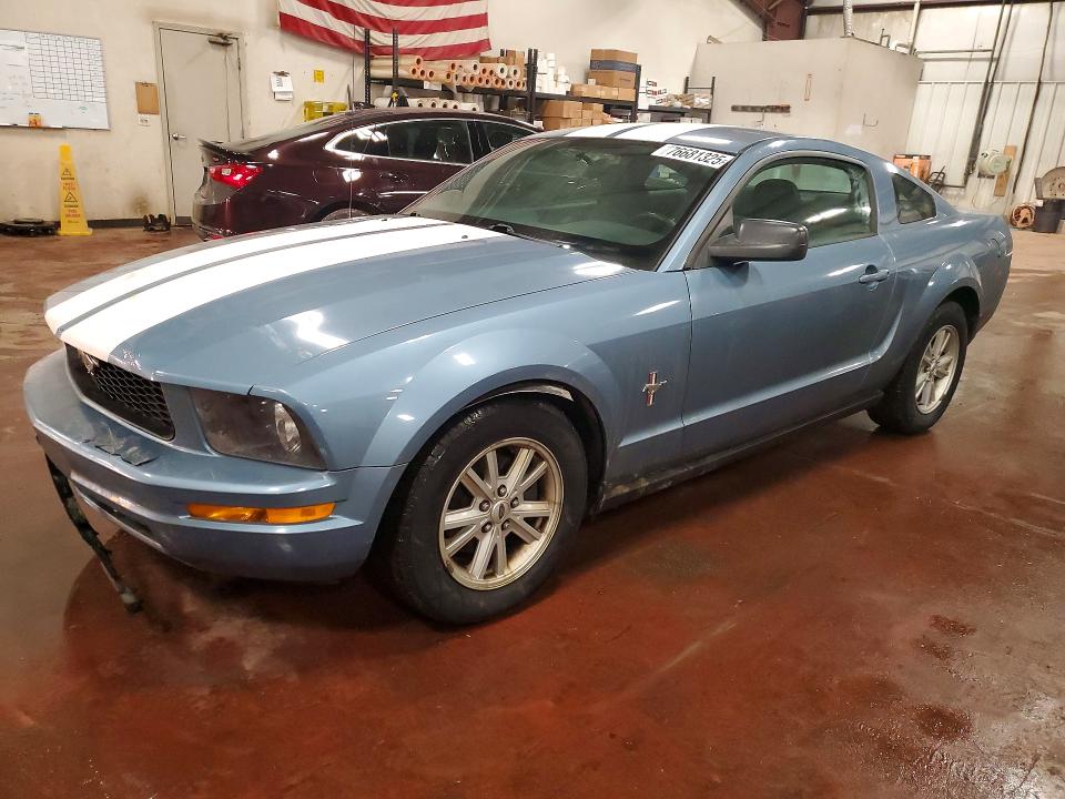 FORD MUSTANG 2005 with VIN 1ZVFT80N355213334 - Photo from auction