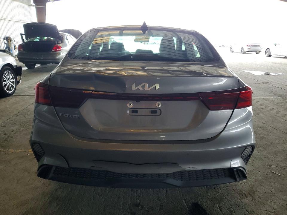 Photo 6 from auction – 2023 KIA FORTE with VIN 3KPF24AD2PE558561