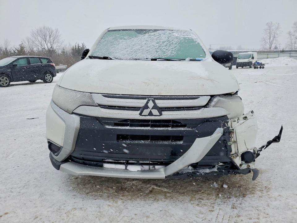 Photo 5 from auction – 2016 MITSUBISHI OUTLANDER with VIN JA4AD2A33GZ060366
