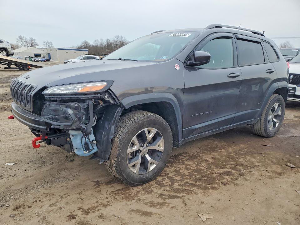 JEEP CHEROKEE 2016 with VIN 1C4PJMBS8GW103658 - Photo from auction