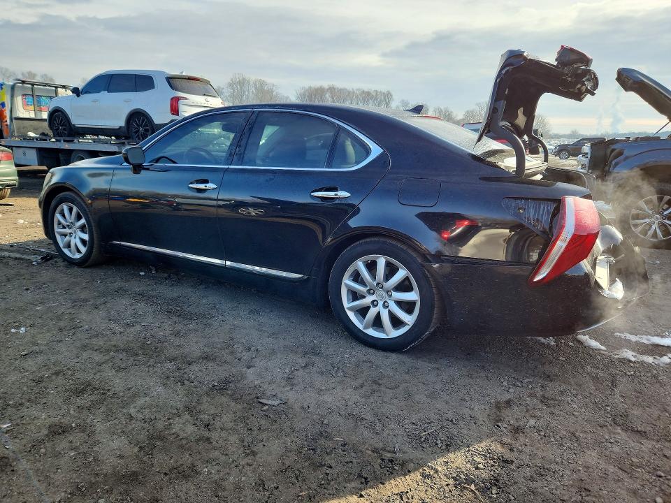 Photo 2 from auction – 2007 LEXUS LS 460 with VIN JTHBL46F775033057