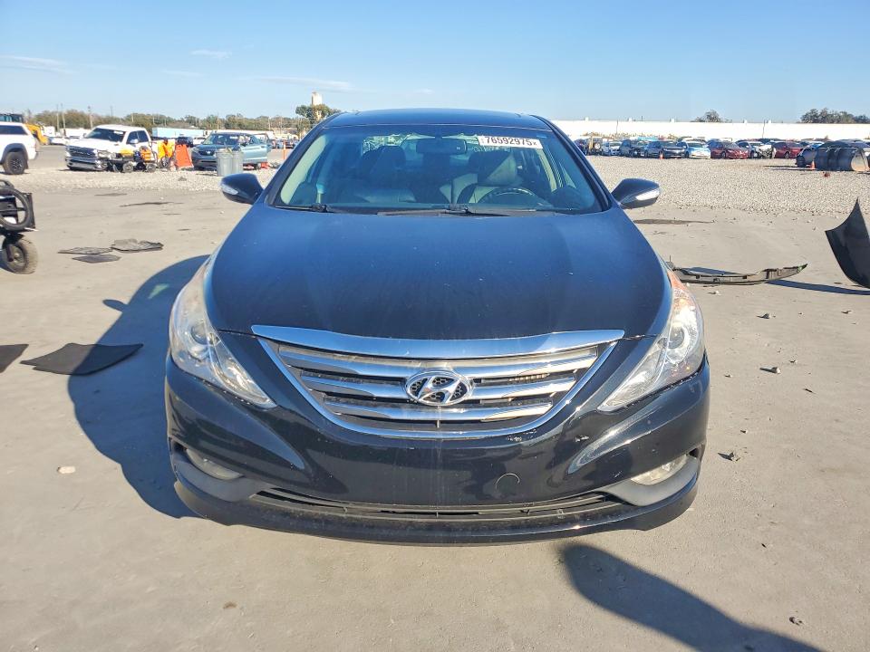 Photo 5 from auction – 2014 HYUNDAI SONATA SE with VIN 5NPEC4AB9EH900068