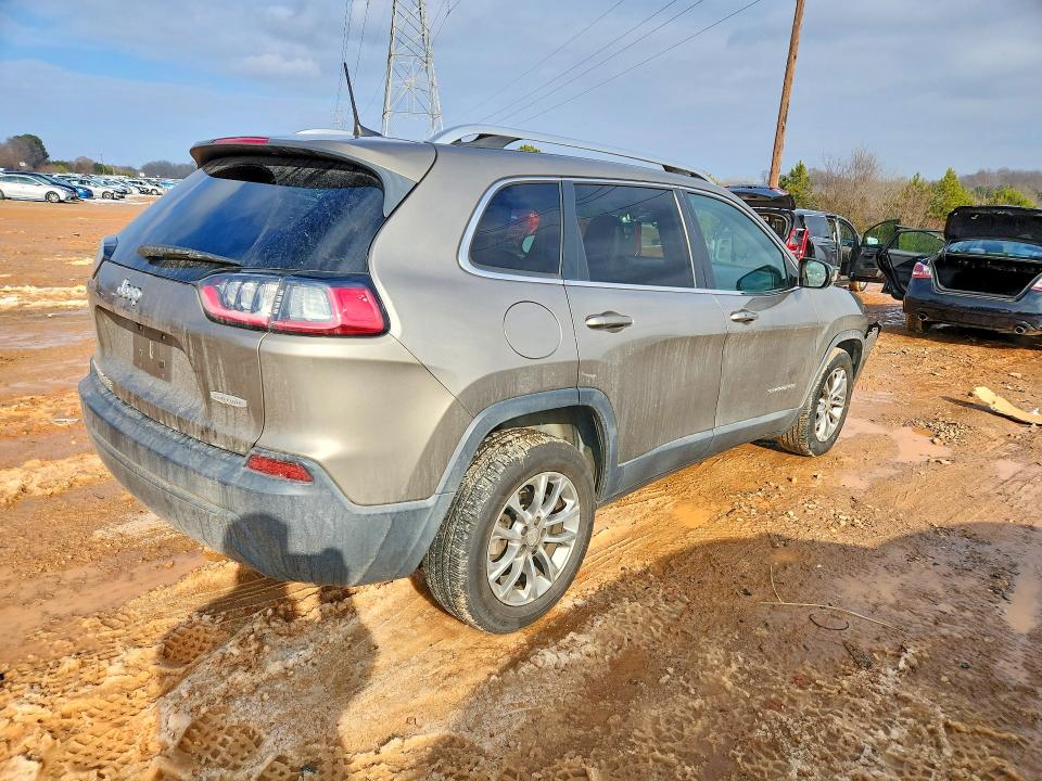 Photo 3 from auction – 2019 JEEP CHEROKEE with VIN 1C4PJLLB8KD205796